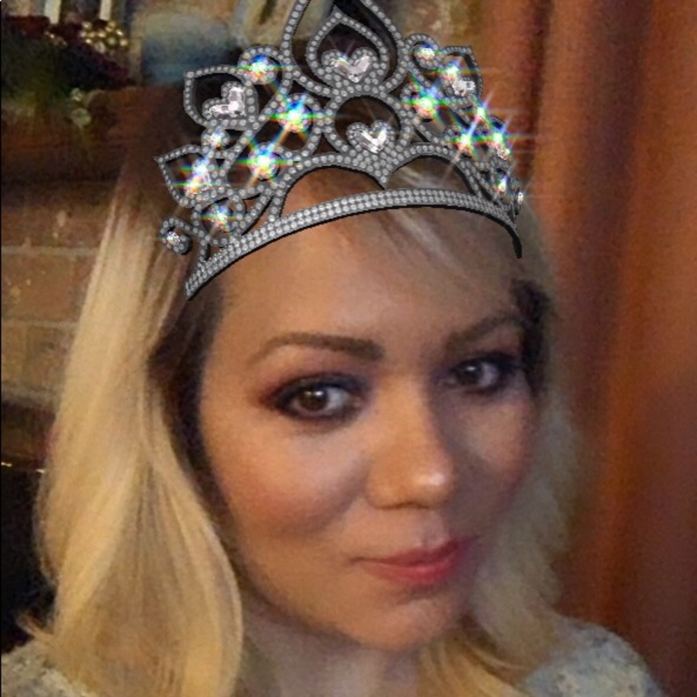 Meet your Posher, Josie